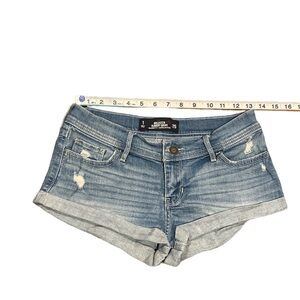 Hollister ☀️women’s  jean shorts  25